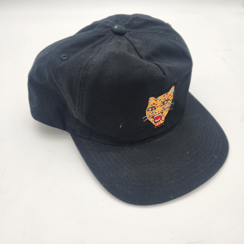 Volcom Men's Ozzie Tiger Quarter Twill Black Snapback Hat (BLK)